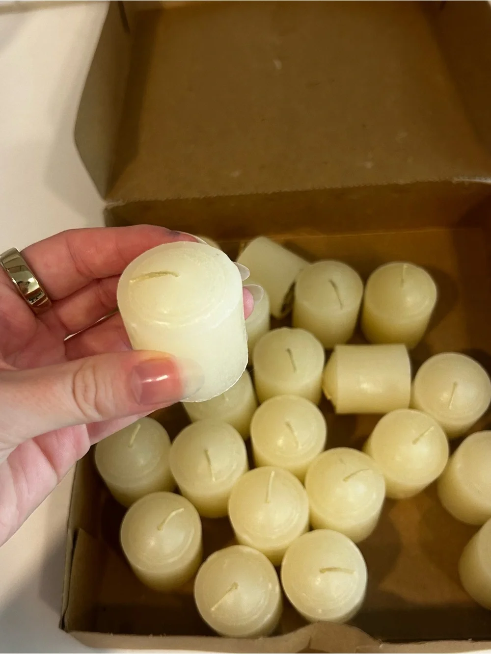 Set of 21 votive small candles off white